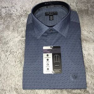 Brand new men’s button up dress shirt